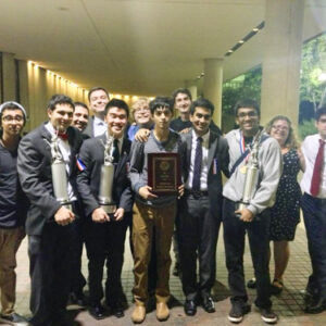 HQFall2013_Alum_Cnotes_Debate