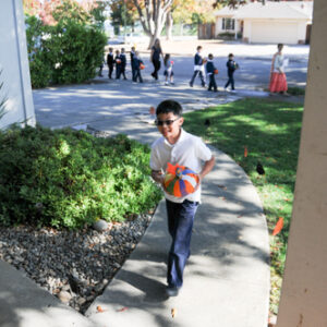 Second Graders Hand Deliver Colorful Painted Pumpkins to Neighbors LS_PumpkinDelivery_KC-30