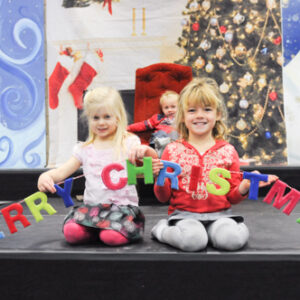 AlumniSanta_WinterW13_KC-142