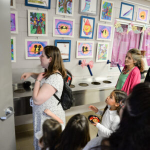 LS_2014ArtShowReception_KC-107