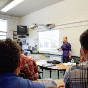 US_GE_WFLMSTeacherVisit_EM-47