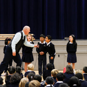 Storyteller Delights Lower School Students with Tales of Courage LS_Storyteller1410_ND-48