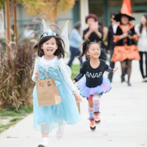 Preschoolers, Parents Enjoy Spooktacular Halloween Party PRE_Halloween2014_KC-34