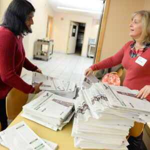 ALumniCarePackages2014_KC-1