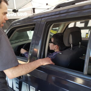 Students Learn How to 'Arrive Alive' with Texting-and-Driving Simulator 20151118_124317