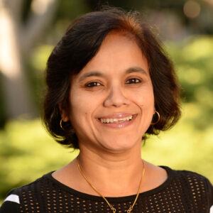 Middle school math teacher wins Edyth May Sliffe Award Photo by Mark Kocina