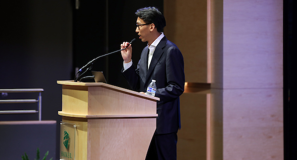 19th Research Symposium investigates “AI Trends” with talks by tech luminaries, students and alums